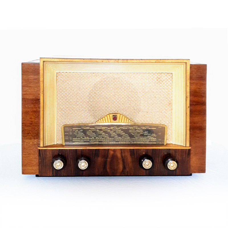 Radiola RA 45A - de 1951 : Poste radio vintage Bluetooth - LES DOYENS Radios  vintage remises au son du jour en Bluetooth